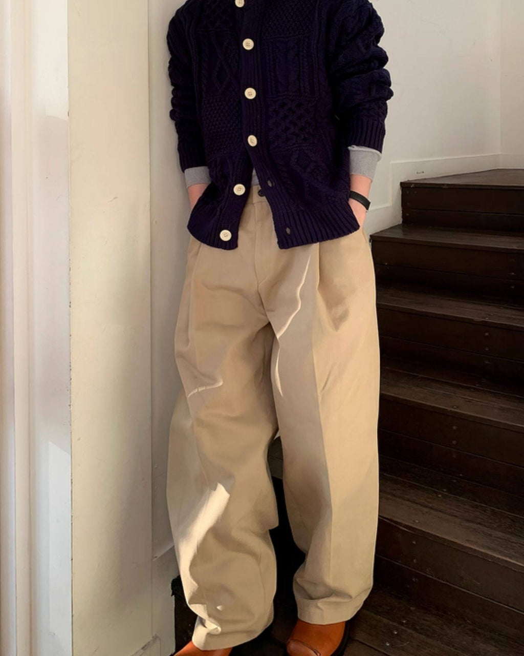 Pantaloni Larghi da uomo Vita Alta con Pinces in Lino | Rowan, immagine 6