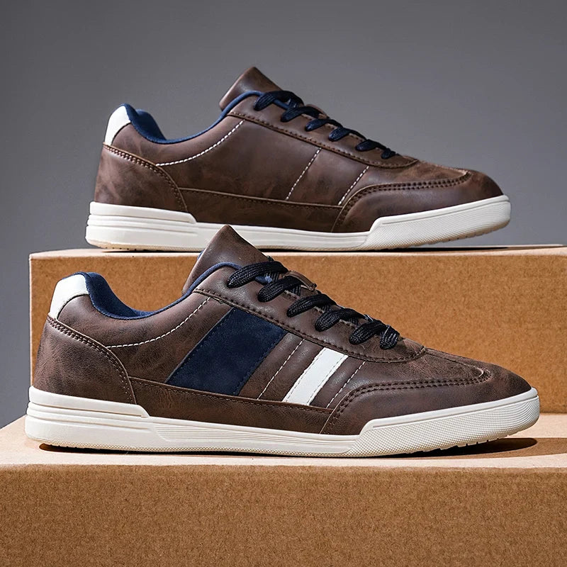 Sneaker bassa con inserti, vista 2