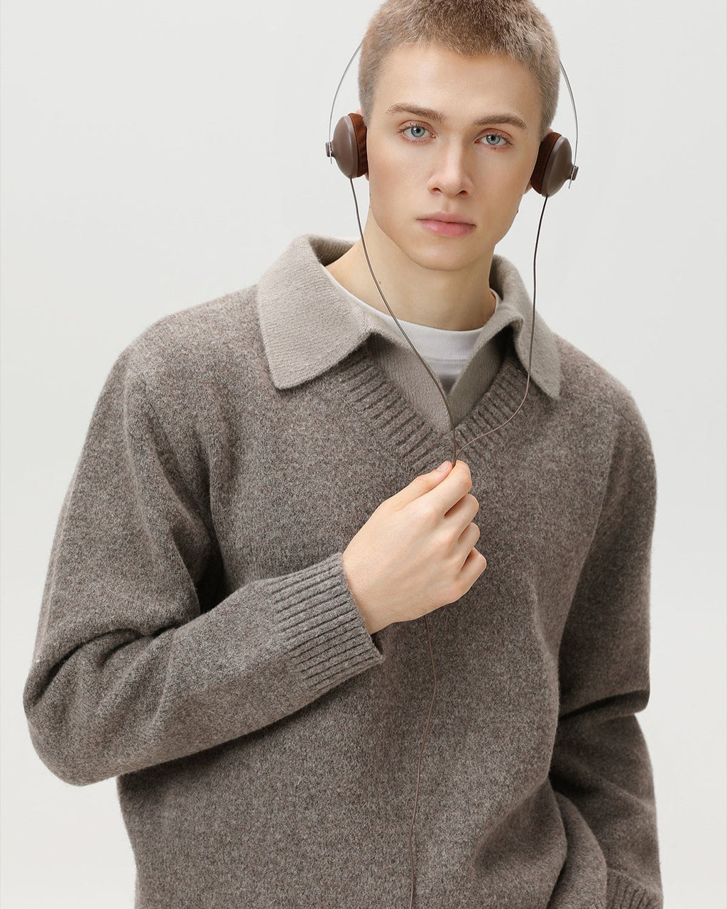 Maglione da uomo Scollo a V con Colletto in Lana | Rowan, immagine 2