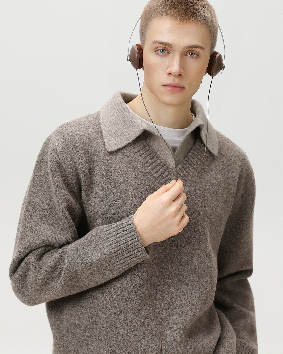 Maglione da uomo Scollo a V con Colletto in Lana | Rowan, immagine 2